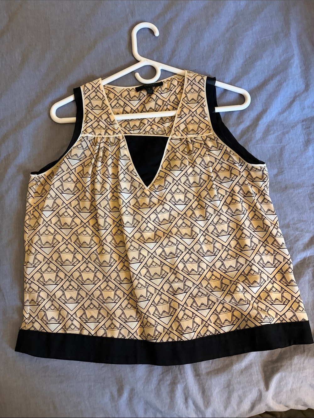 Aryn K Beige Geometric Print Sleeveless Shell with Black Trim